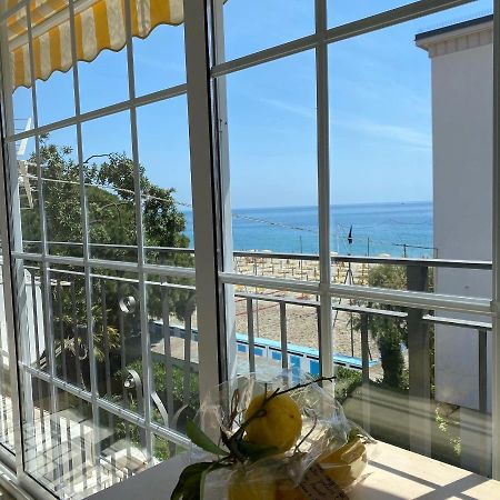 Residence Villa Ombrosa Spotorno Εξωτερικό φωτογραφία